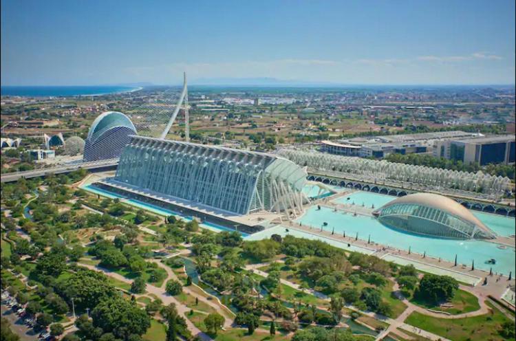 Lovely Apartment Near Beach & Science City Valencia Exterior photo